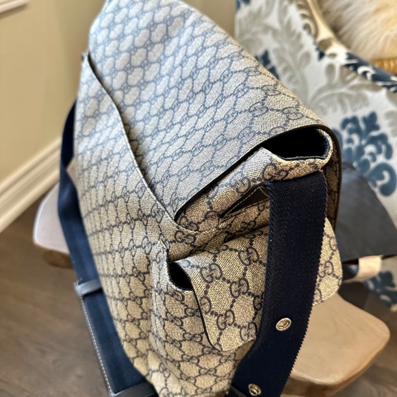 Gucci Plus Diaper Bag - Picture 7 of 7